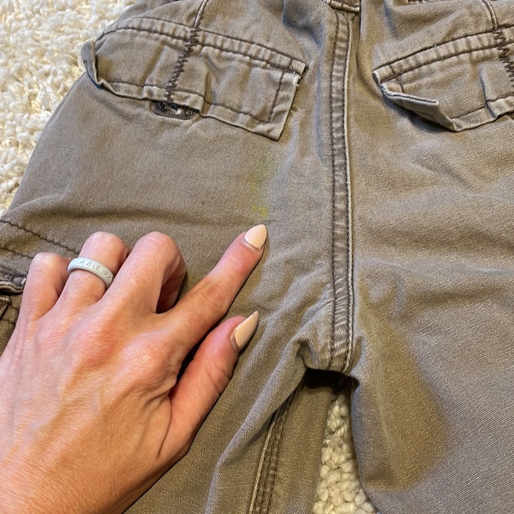 Gently used boys Cargo Pants - Picture 5 of 5
